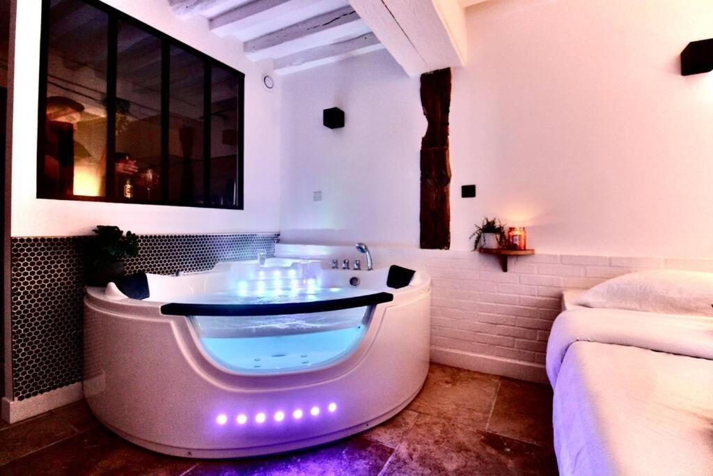Le Spa Beauvoisine - Jacuzzi Sauna Rouen Centre Free Parking ภายนอก รูปภาพ